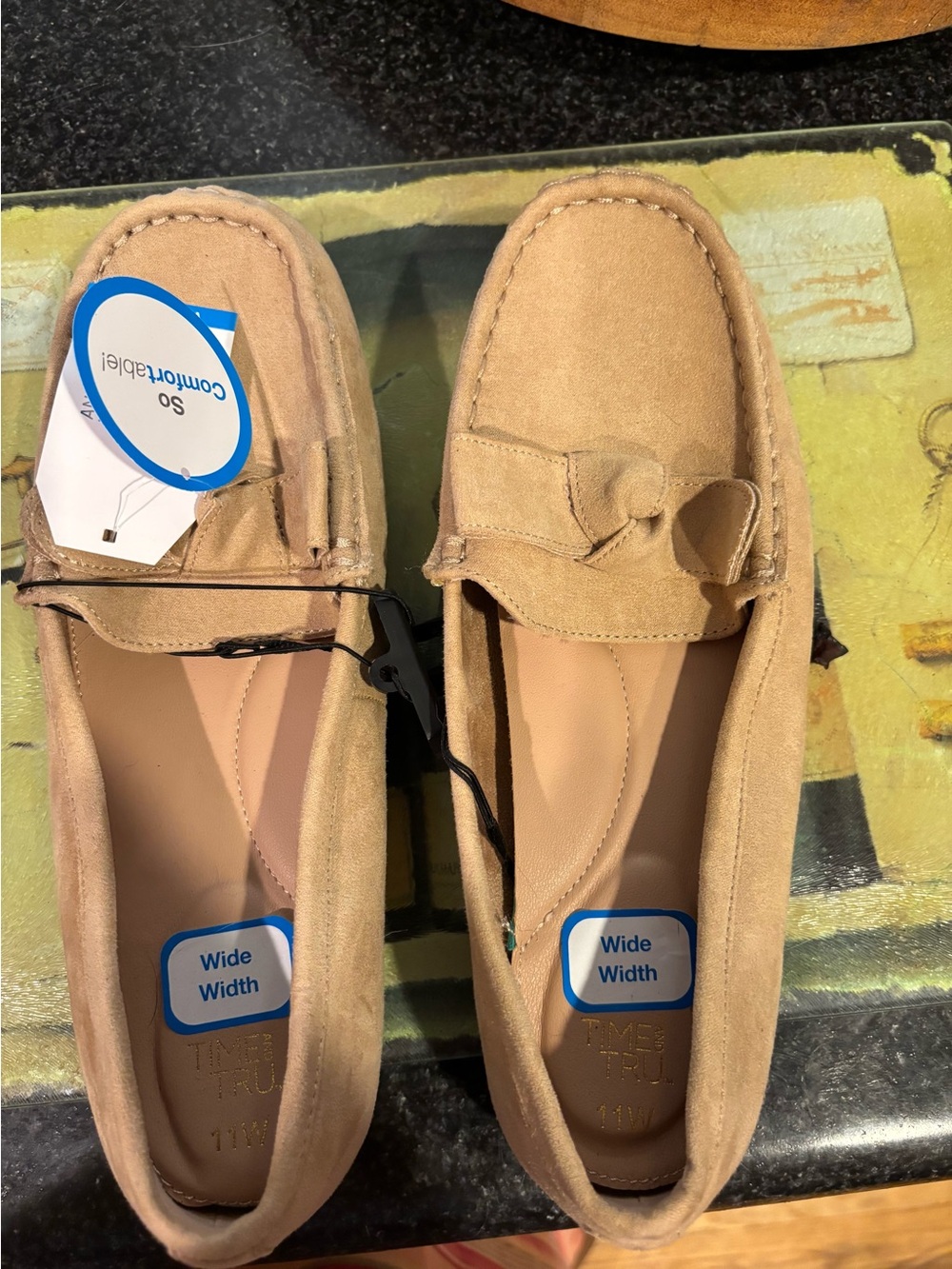 Time and Tru Women’s 11W Wide Tan Comfort Sock Loafers NWT